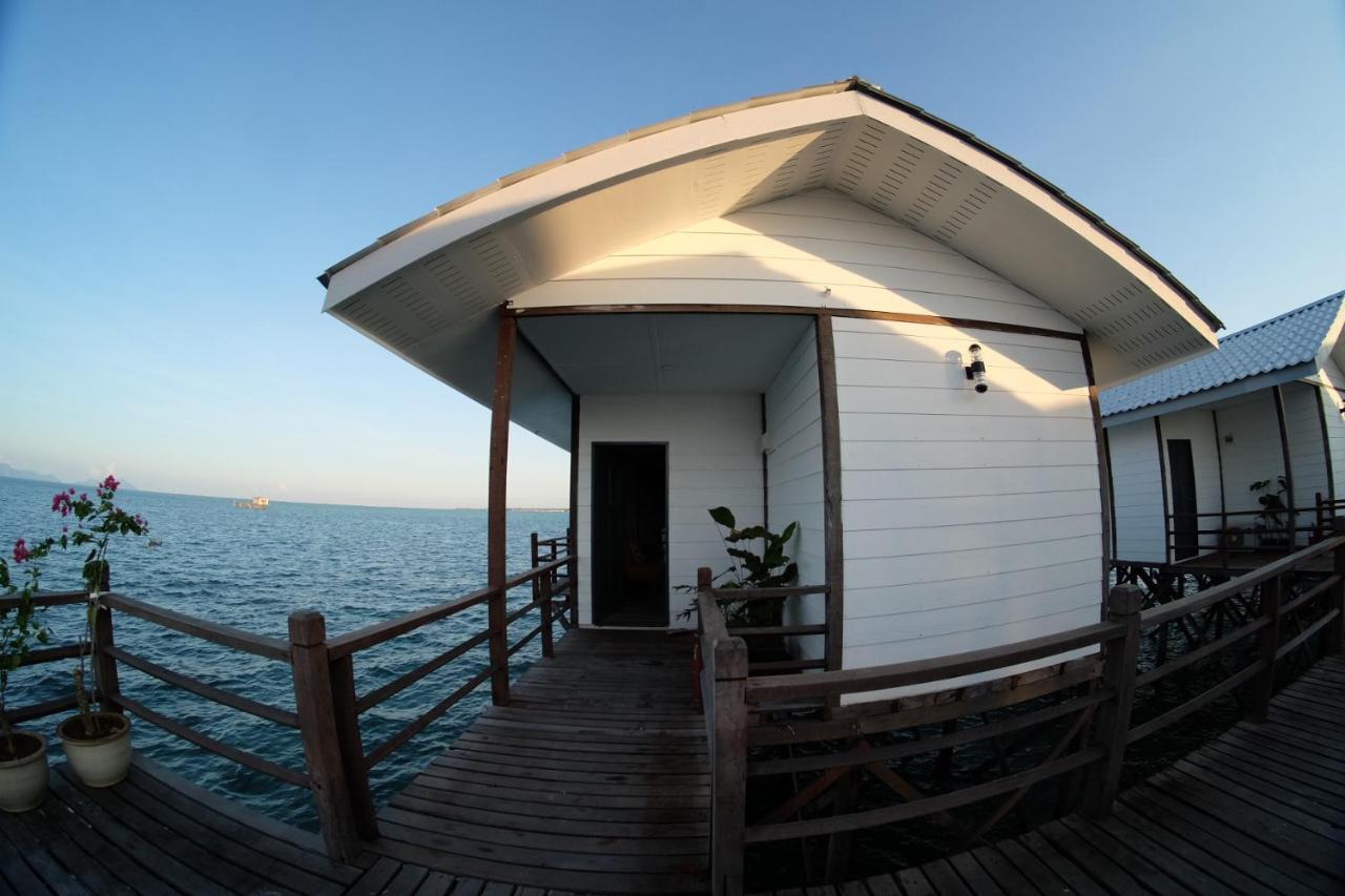 Shun Shun Water Bungalows Ξενοδοχείο Semporna Εξωτερικό φωτογραφία