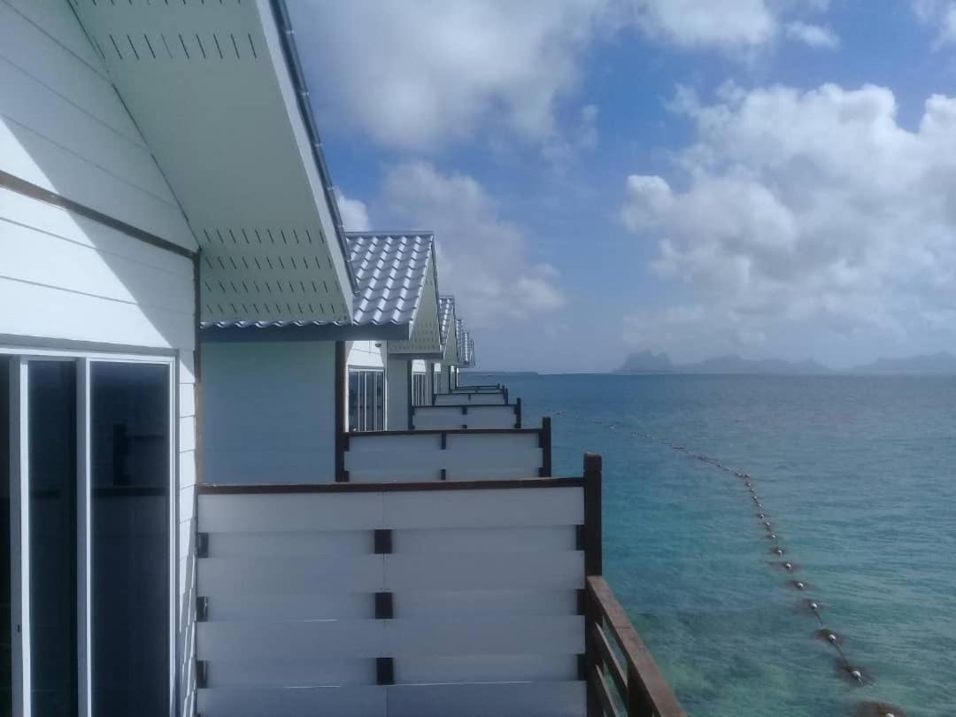 Shun Shun Water Bungalows Ξενοδοχείο Semporna Εξωτερικό φωτογραφία