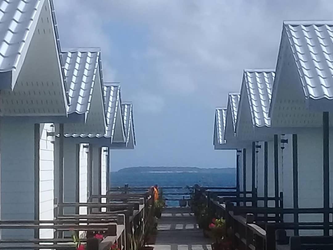 Shun Shun Water Bungalows Ξενοδοχείο Semporna Εξωτερικό φωτογραφία
